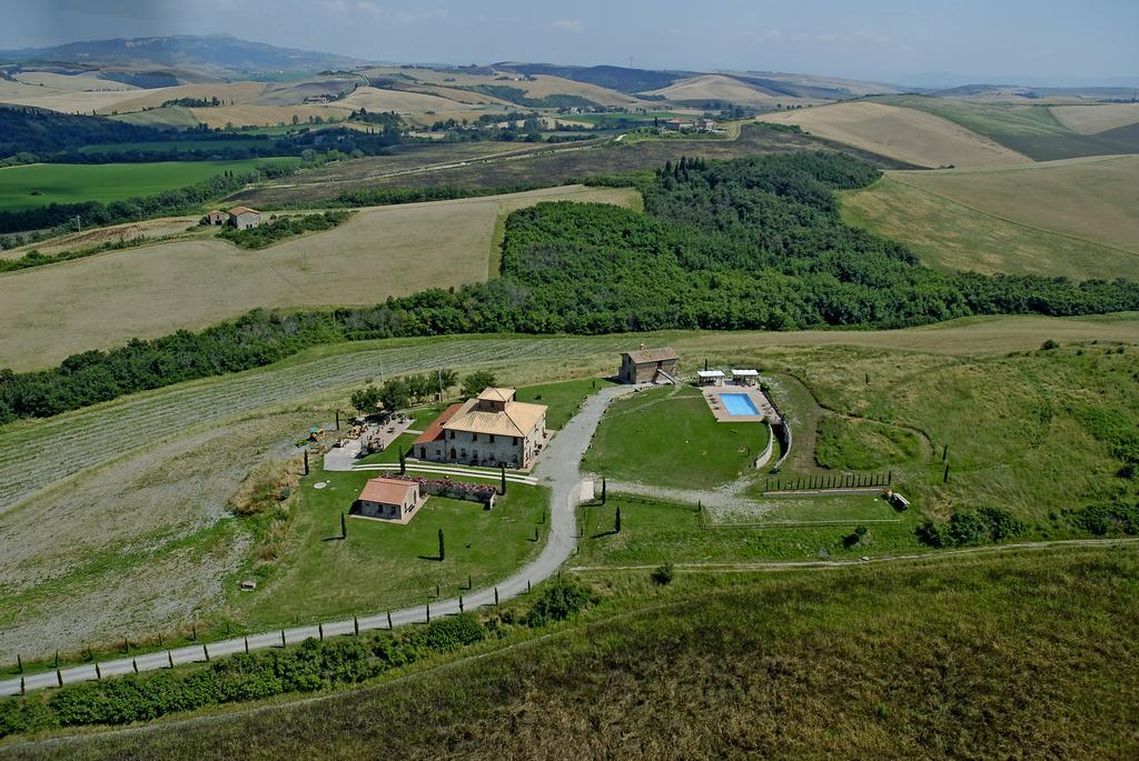 Agriturismo Ragoncino Lajatico Bagian luar foto